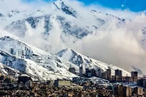 جاهای دیدنی تهران در زمستان؛ از کافه‌های دنج تا طبیعت برفی